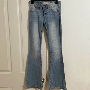 Flared No Boundaries Jeans